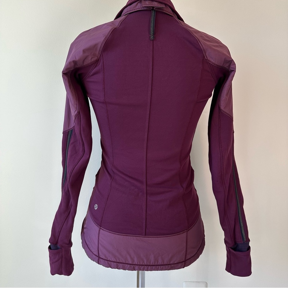 Lululemon Can’t Stop Jacket in Mini Hyper Stripe Plum Matte Glyde Rulu, size 4 - Picture 4 of 16